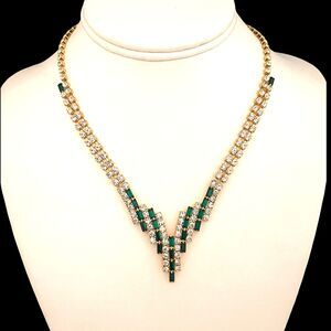 Vintage 1960s Green Rhinestone Bib Necklace Gold Tone Statement - 5V